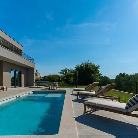 Zidine, Luxury With Seaview And Salt Pool Water Villa *
