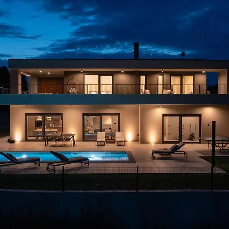 Zidine, Luxury With Seaview And Salt Pool Water *