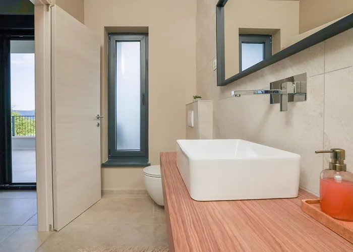 Zidine, Luxury With Seaview And Salt Pool Water *