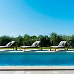 Zidine, Luxury With Seaview And Salt Pool Water Villa *