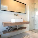Villa Zidine, Luxury With Seaview And Salt Pool Water Puntera