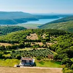 Zidine, Luxury With Seaview And Salt Pool Water *