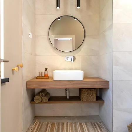 Zidine, Luxury With Seaview And Salt Pool Water Puntera