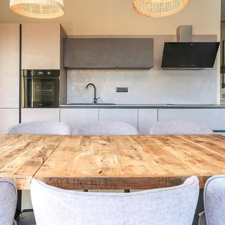 Zidine, Luxury With Seaview And Salt Pool Water Βίλα