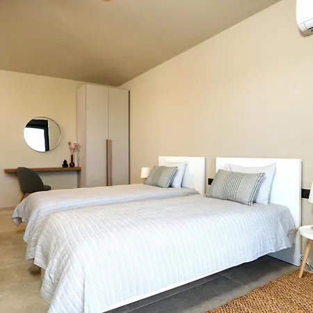 Zidine, Luxury With Seaview And Salt Pool Water Villa Puntera